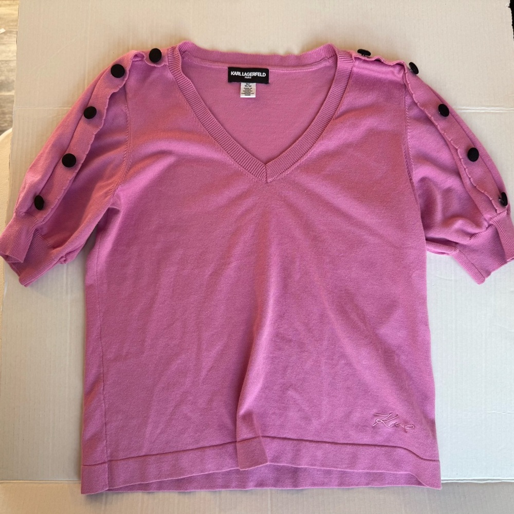 KARL LAGERFELD PARIS Women's Short-Sleeve Puffy V Neck Sweater M Buttons Pink